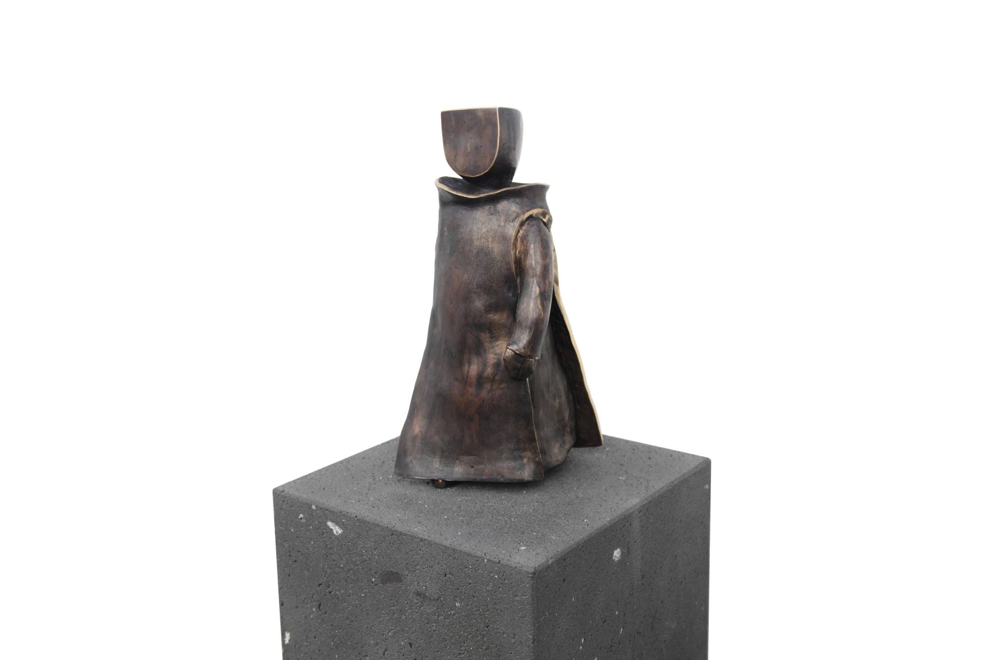 Benediktiner 5 Serie KörperHaltungen III 2021 Bronze 39 x  17 x  15 cm